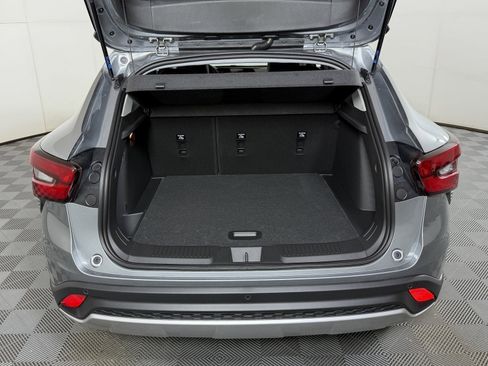 New 2026 Chevrolet Trax LT w/ Driver Confidence Package image 7