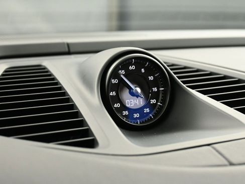 Certified 2024 Porsche Macan 4 Electric image 21