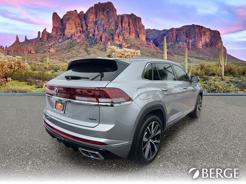 New 2026 Volkswagen Atlas Cross Sport SEL Premium R-Line AWD/4WD image 8