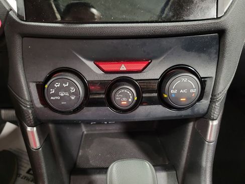 Used 2023 Subaru Forester Premium AWD/4WD image 19