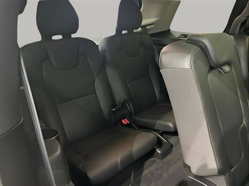 Used 2016 Volvo XC90 T6 Momentum AWD/4WD image 27