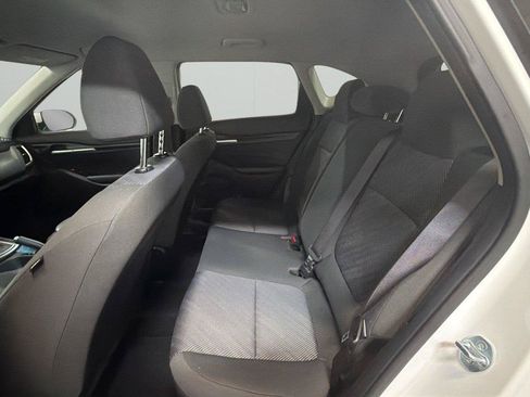 Used 2024 Kia Seltos LX AWD/4WD image 11