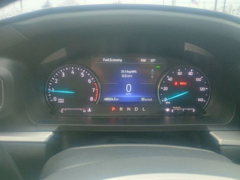 Used 2022 Ford Explorer XLT w/ Equipment Group 202A image 27