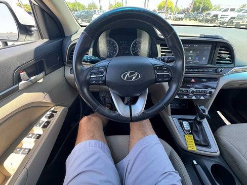 Used 2020 Hyundai Elantra Value Edition w/ Cargo Package (C1) FWD image 34