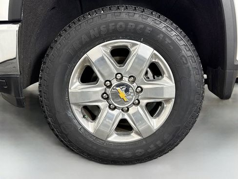 Used 2023 Chevrolet Silverado 2500 LTZ image 29