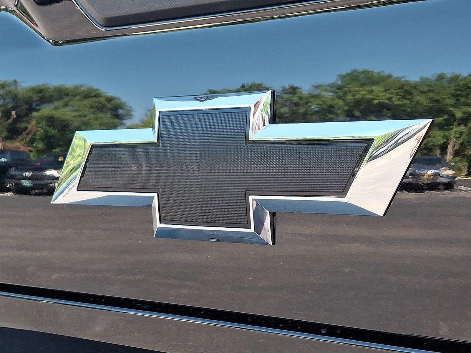 New 2026 Chevrolet Silverado 1500 RST w/ Redline Edition AWD/4WD image 19