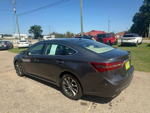 Used 2016 Toyota Avalon XLE FWD image 11