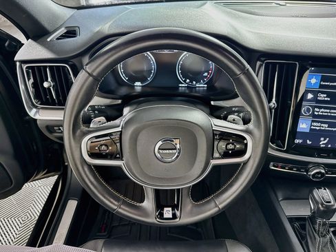 Used 2019 Volvo S60 T6 R-Design AWD/4WD image 16