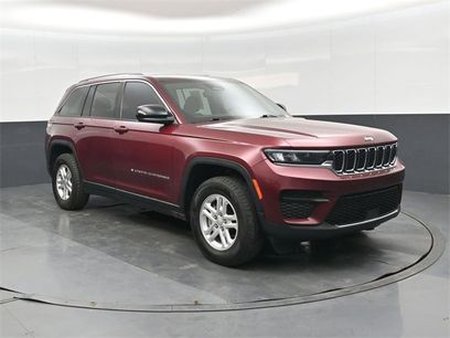 Used 2023 Jeep Grand Cherokee Laredo