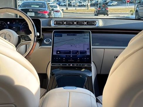Certified 2023 Mercedes-Benz S 500 4MATIC image 34