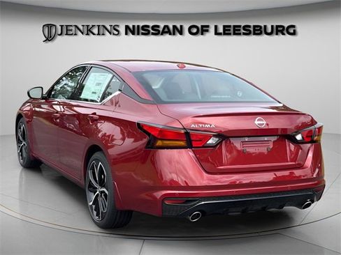 New 2025 Nissan Altima 2.5 SR w/ SR Premium Package image 7