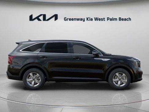 New 2026 Kia Sorento LX FWD image 8