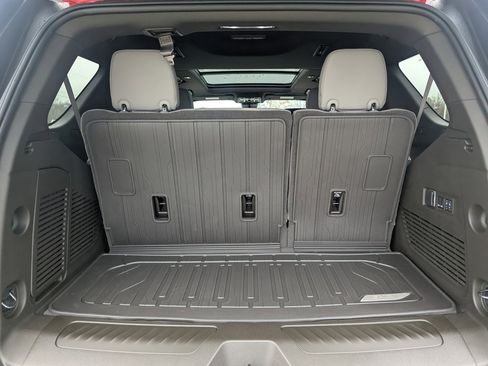 New 2026 GMC Yukon Elevation image 18