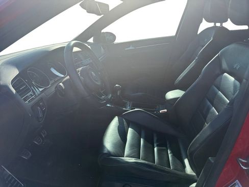 Used 2016 Volkswagen Golf R 4-Door image 9