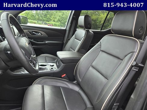 Used 2023 Chevrolet Traverse Premier AWD/4WD image 27