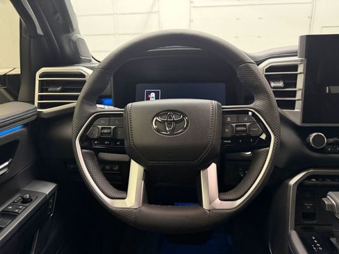 Used 2022 Toyota Tundra Platinum AWD/4WD image 15
