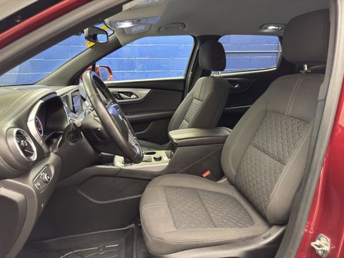 Used 2019 Chevrolet Blazer LT image 16