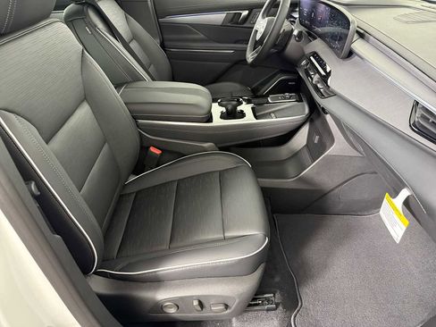 New 2026 Buick Enclave Sport Touring w/ Power Package image 12