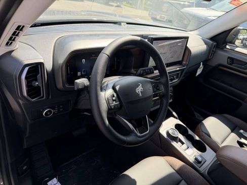 Used 2026 Ford Bronco Sport Outer Banks w/ Outer Banks Tech Package+ AWD/4WD image 21