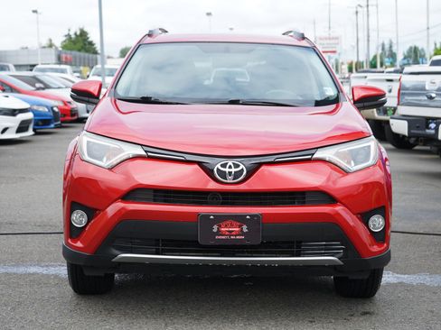 Used 2016 Toyota RAV4 XLE AWD/4WD image 10