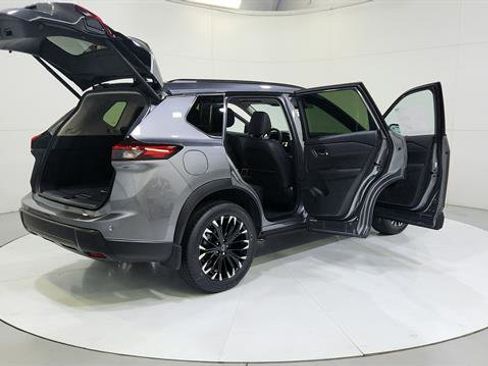 New 2026 Nissan Rogue Dark Armor FWD image 32