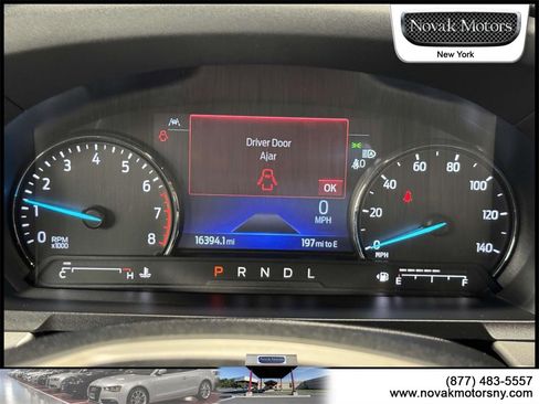 Used 2022 Ford Explorer XLT w/ Equipment Group 202A image 21