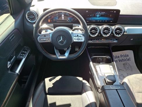 Used 2022 Mercedes-Benz GLB 250 image 13
