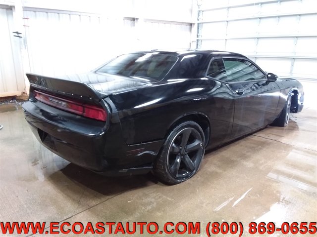 Used 2012 Dodge Challenger R/T Plus RWD image 2