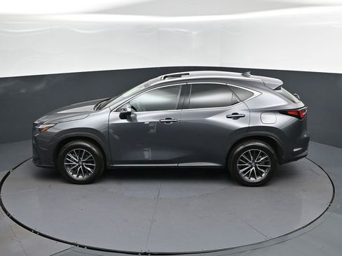 Used 2025 Lexus NX 250 FWD w/ Accessory Package (Z1) image 32
