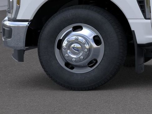 New 2026 Ford F350 Lariat RWD image 20