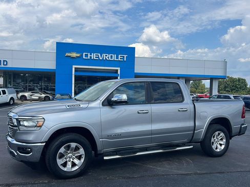 Used 2021 RAM 1500 Laramie AWD/4WD image 2