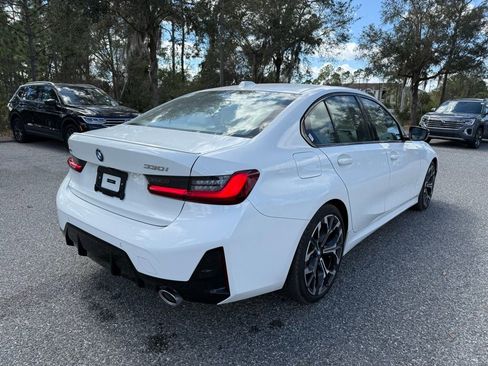 Used 2025 BMW 330i xDrive Sedan w/ M Sport Package image 9