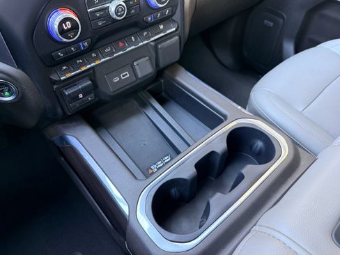 Used 2021 GMC Sierra 1500 SLT RWD image 24