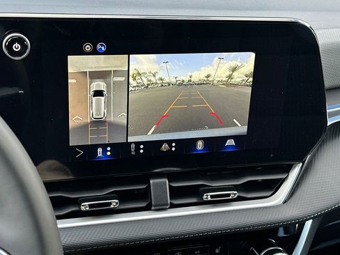 New 2026 Chevrolet Equinox LT w/ Safety and Technology Package image 20