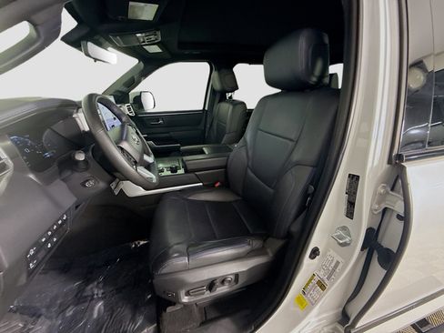 Used 2023 Toyota Tundra Platinum w/ Advanced Package image 22