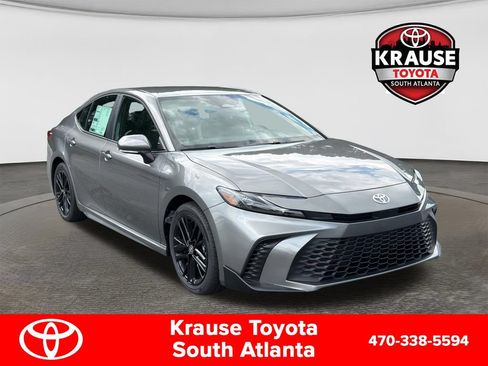 New 2026 Toyota Camry SE w/ Convenience Package FWD image 1