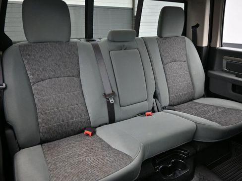 Used 2018 RAM 1500 Big Horn image 33