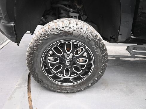 Used 2021 Chevrolet Silverado 1500 RST image 17