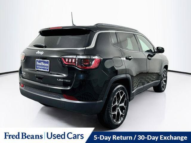 Certified 2025 Jeep Compass Limited AWD/4WD image 9