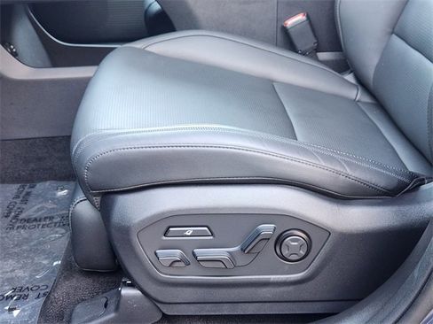 Certified 2025 Hyundai Santa Fe Calligraphy image 19