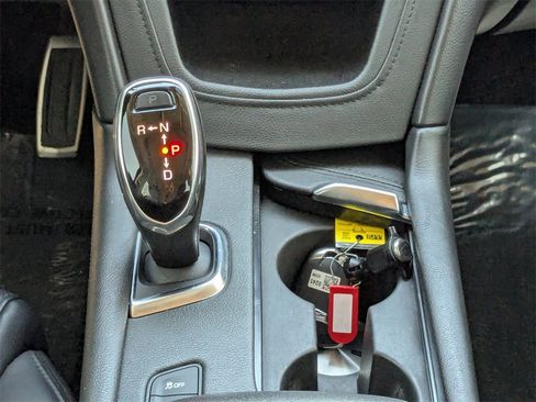 Used 2019 Cadillac XT5 Premium Luxury image 16