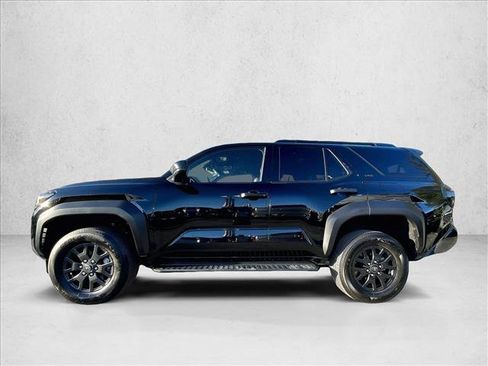Used 2025 Toyota 4Runner SR5 image 6