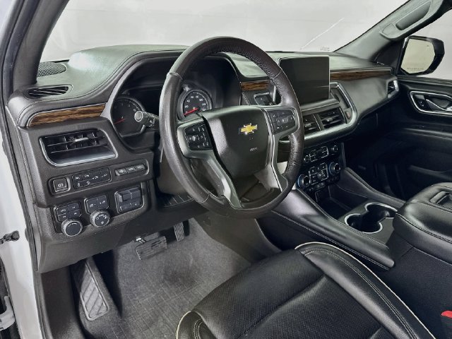 Used 2021 Chevrolet Tahoe Premier w/ Premium Package AWD/4WD image 22