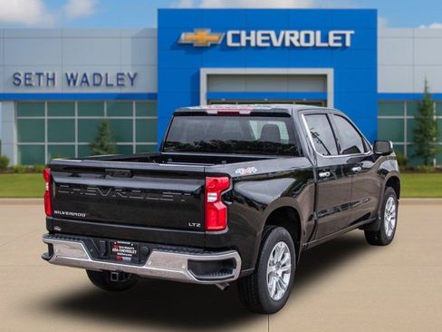 Used 2025 Chevrolet Silverado 1500 LTZ AWD/4WD image 11