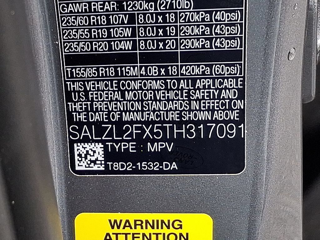 New 2026 Land Rover Range Rover Evoque Dynamic SE AWD/4WD image 17