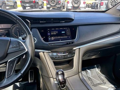 Used 2023 Cadillac XT5 Sportv AWD/4WD image 6