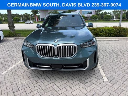 Used 2024 BMW X5 xDrive40i w/ Executive Package AWD/4WD image 3