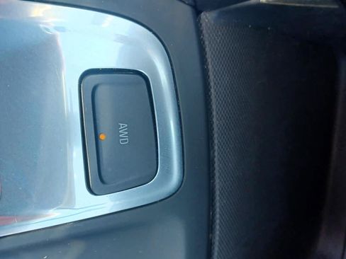 Used 2019 Chevrolet Equinox LT AWD/4WD image 13