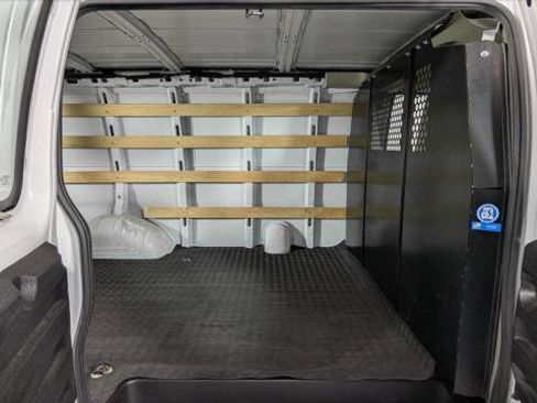 Used 2024 GMC Savana 2500 w/ Driver Convenience Package image 17
