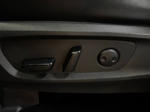 Used 2022 Nissan Pathfinder SL w/ Cargo Package image 23